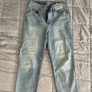 Extra High-Waisted Sky-Hi Straight Leg Jeans